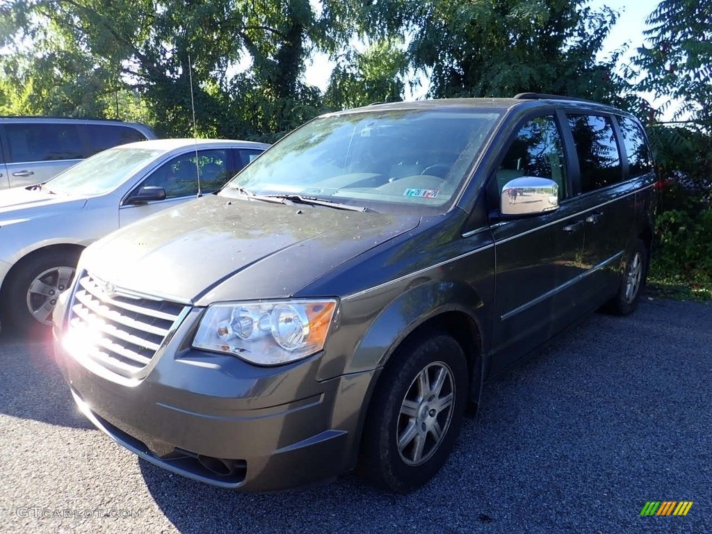 2010 Town & Country Touring - Dark Titanium Metallic / Dark Slate Gray/Light Shale photo #1