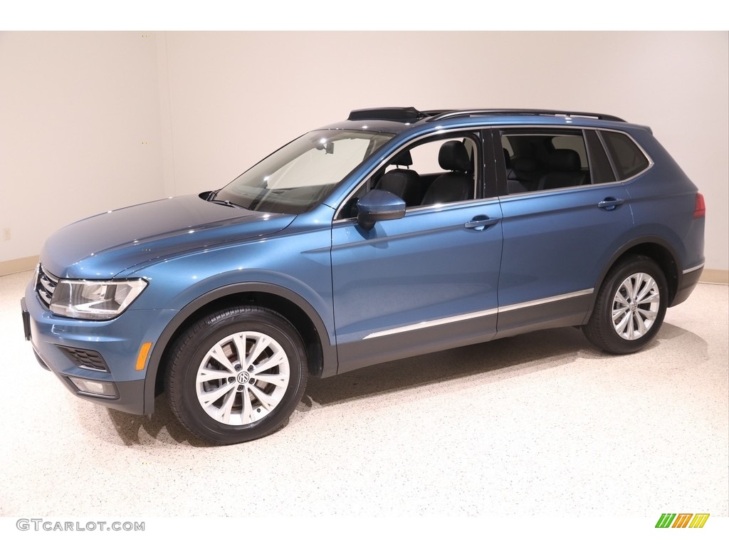 Silk Blue Metallic 2018 Volkswagen Tiguan SE Exterior Photo #139299898