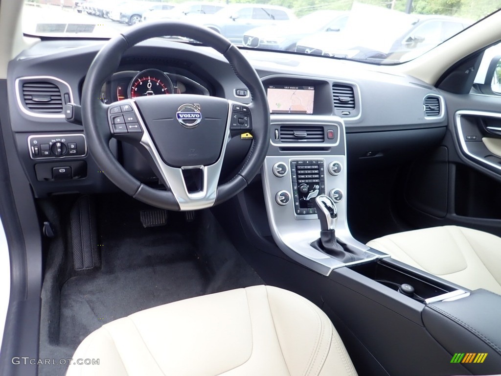 Soft Beige Interior 2017 Volvo S60 T5 AWD Photo #139300663