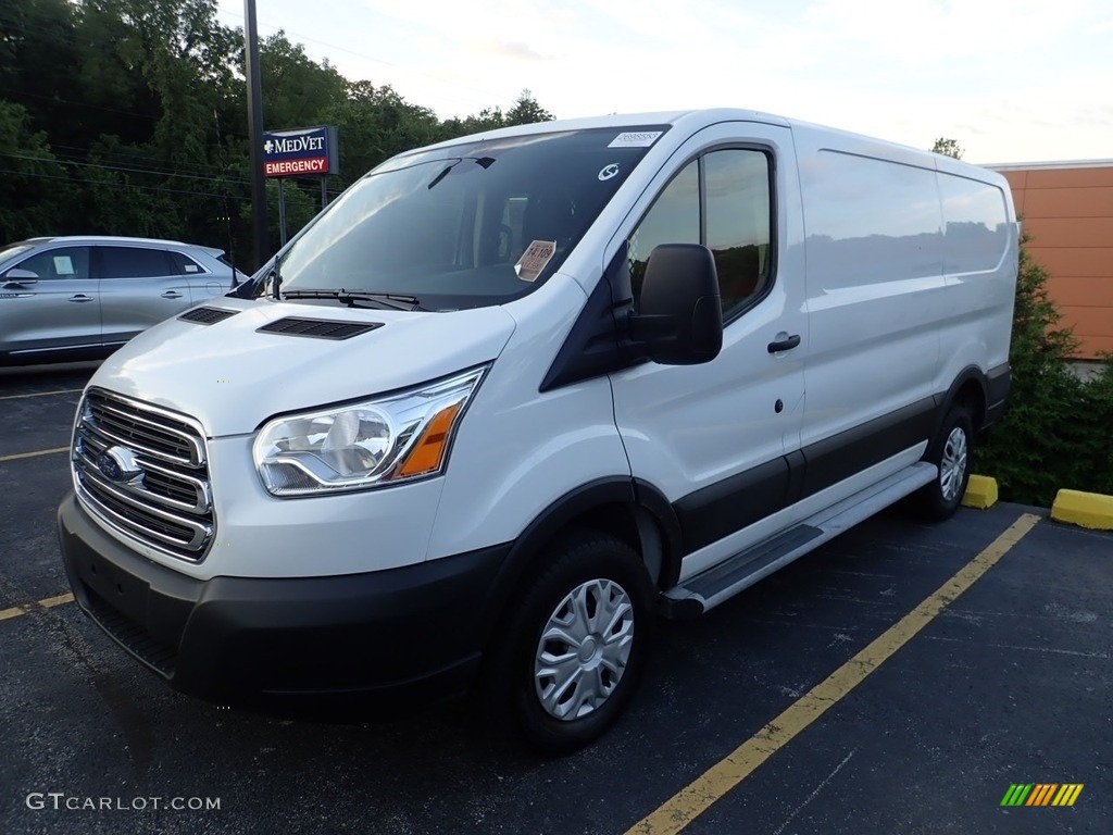 2019 Transit Van 250 LR Regular - Oxford White / Charcoal black photo #1