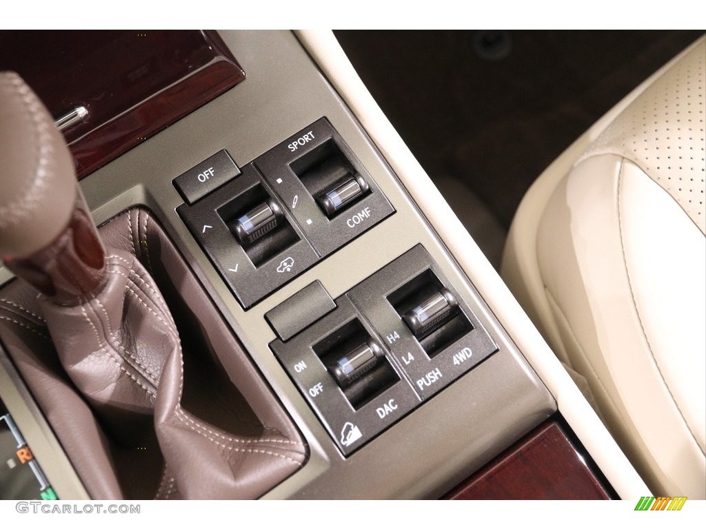 2016 Lexus GX 460 Luxury Controls Photo #139302715