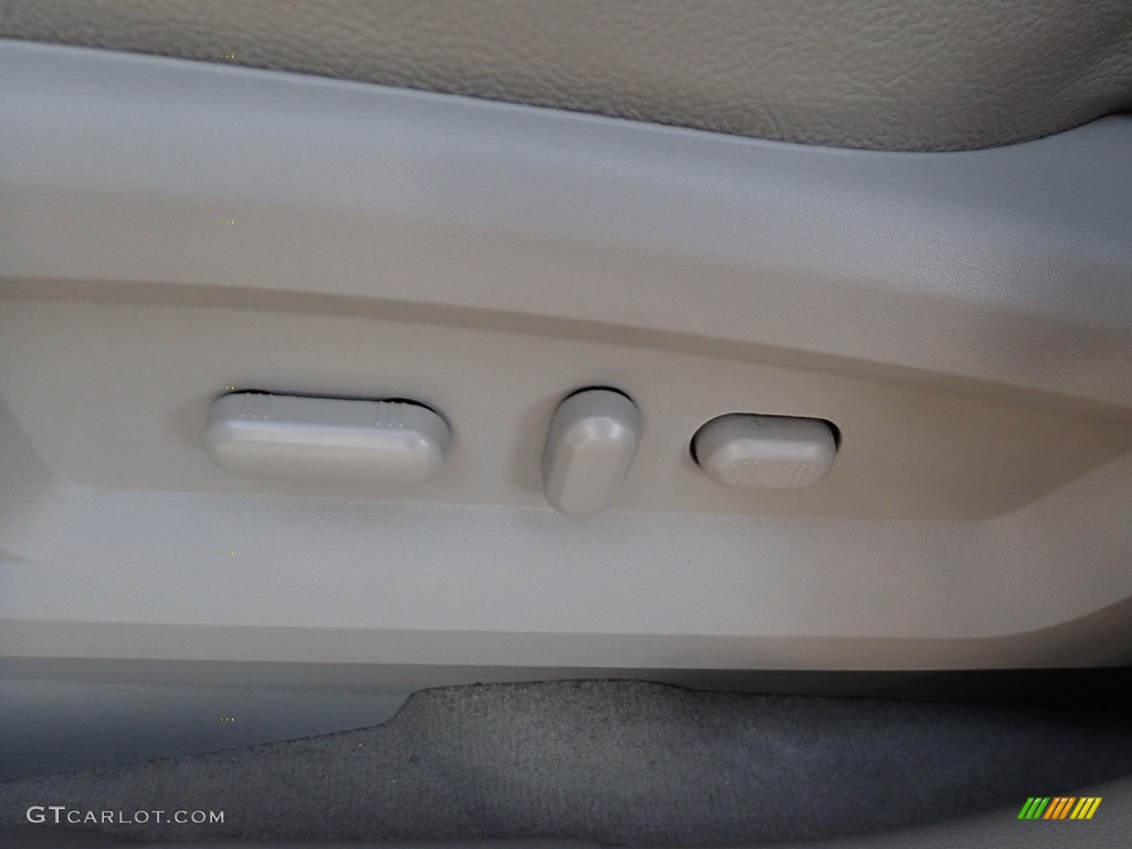 Medium Light Stone Interior 2014 Lincoln MKX AWD Photo #139302814