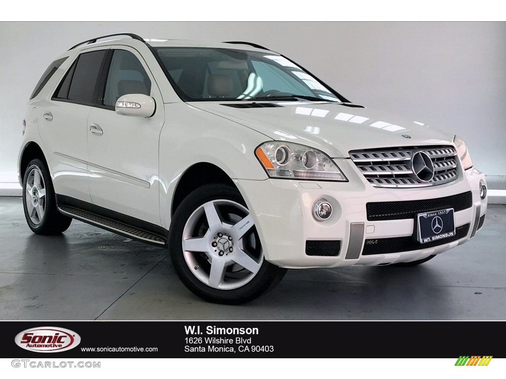 Arctic White Mercedes-Benz ML