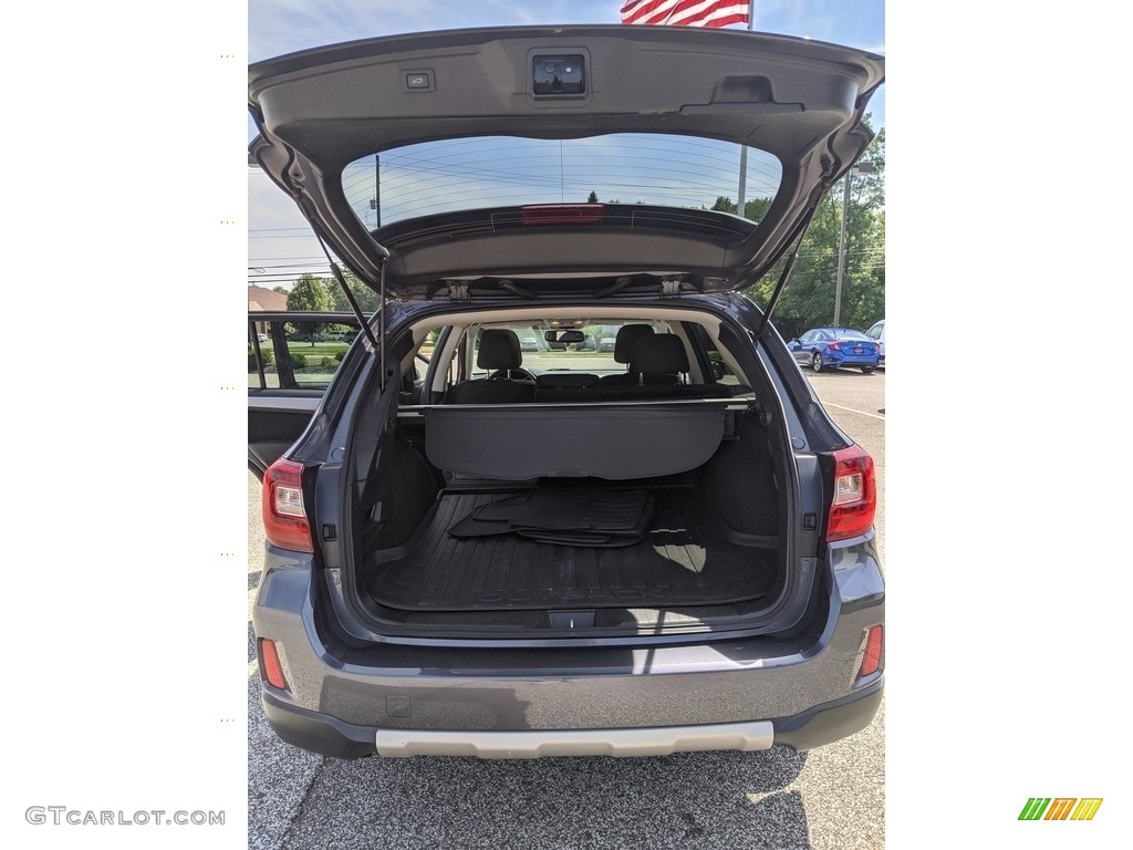 2015 Subaru Outback 2.5i Premium Trunk Photo #139305142