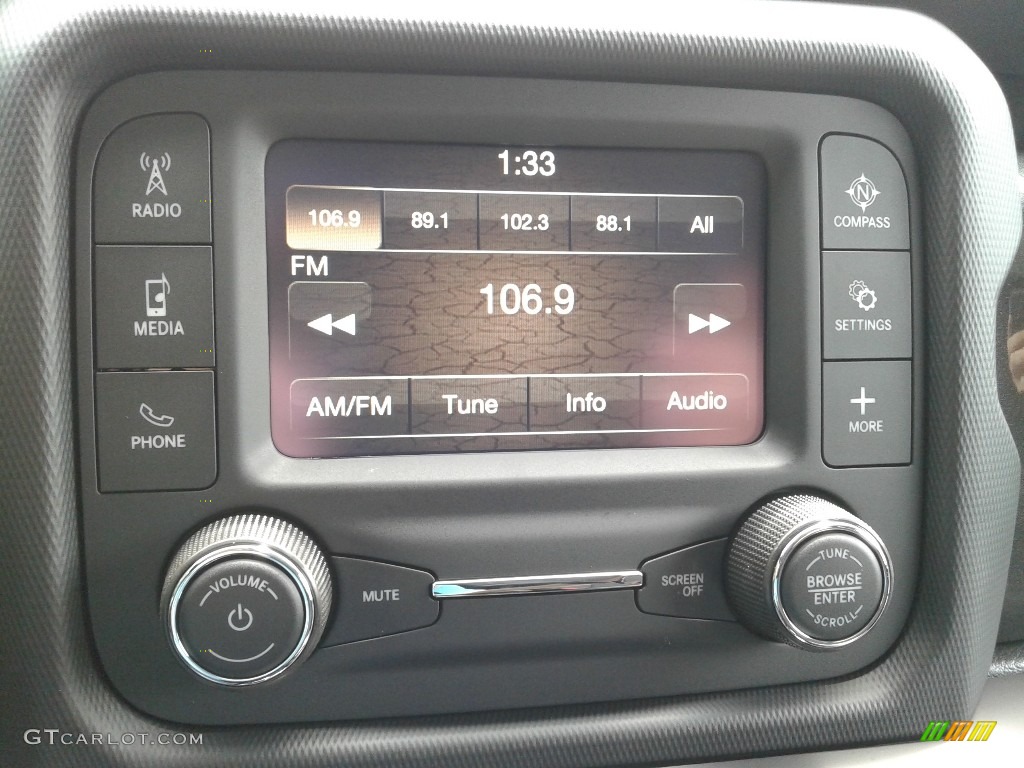 2020 Jeep Gladiator Sport 4x4 Audio System Photo #139306531