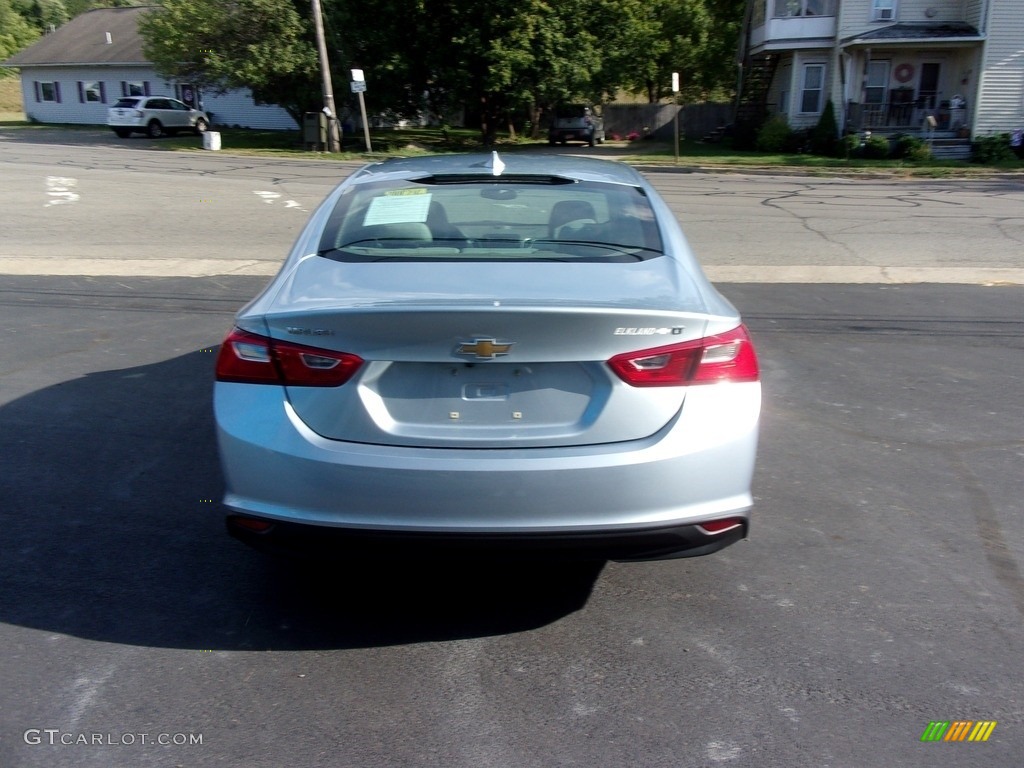 2018 Malibu LT - Arctic Blue Metallic / Dark Atmosphere/­Medium Ash Gray photo #5