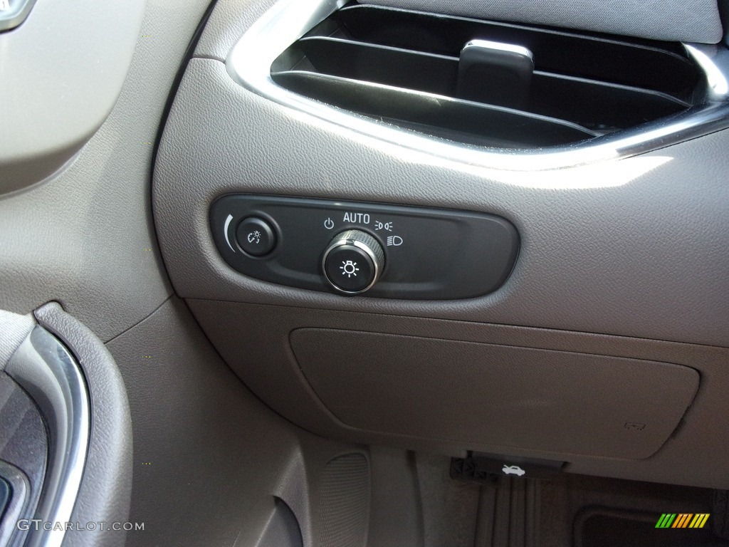 2018 Malibu LT - Arctic Blue Metallic / Dark Atmosphere/­Medium Ash Gray photo #23