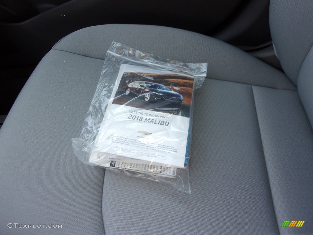 2018 Malibu LT - Arctic Blue Metallic / Dark Atmosphere/­Medium Ash Gray photo #28
