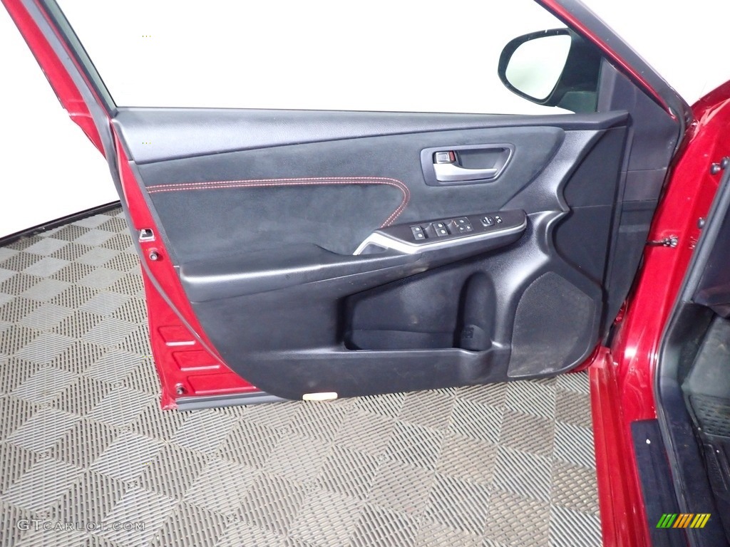 2015 Camry XSE - Ruby Flare Pearl / Black photo #16