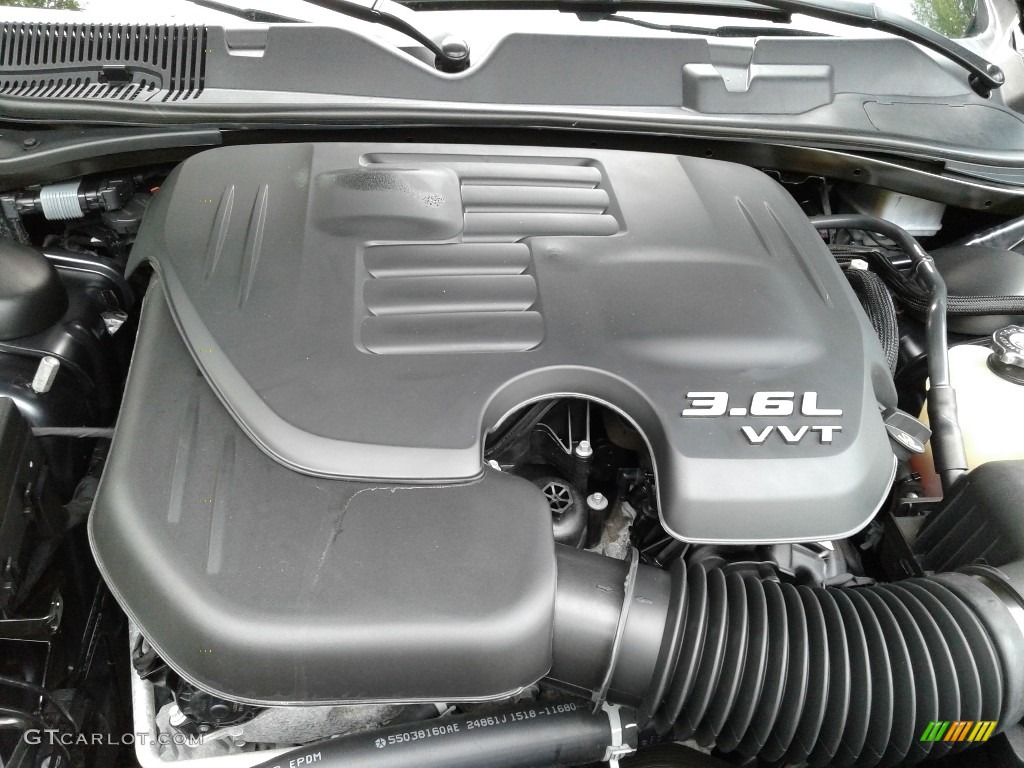 2018 Challenger SXT - Maximum Steel Metallic / Black photo #10