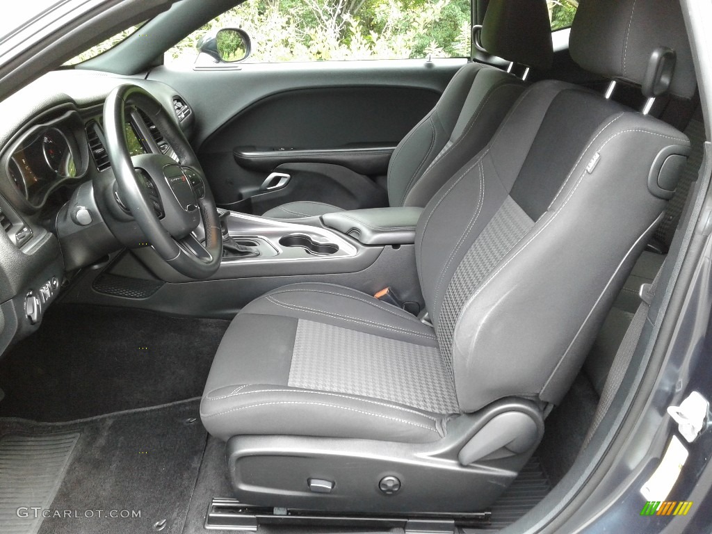 2018 Challenger SXT - Maximum Steel Metallic / Black photo #11