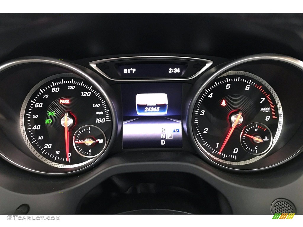 2018 Mercedes-Benz GLA 250 Gauges Photos
