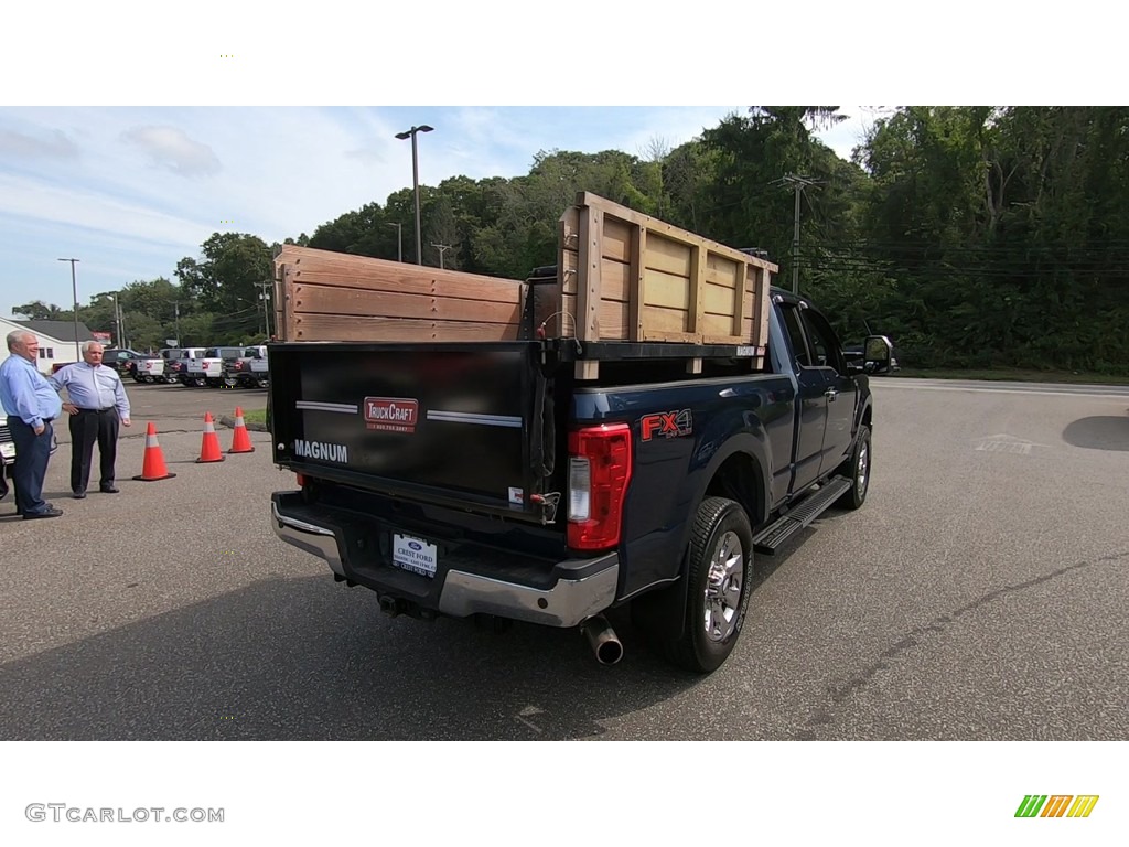 2018 F350 Super Duty Lariat SuperCab 4x4 - Blue Jeans / Black photo #7
