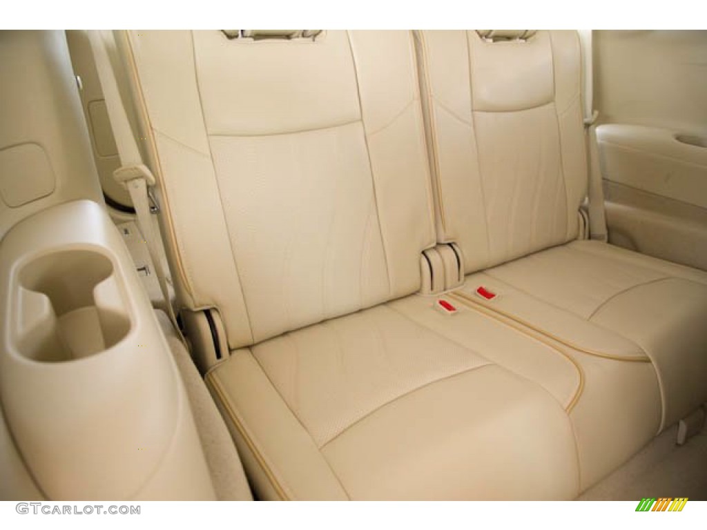 2014 Infiniti QX60 3.5 Rear Seat Photo #139310365