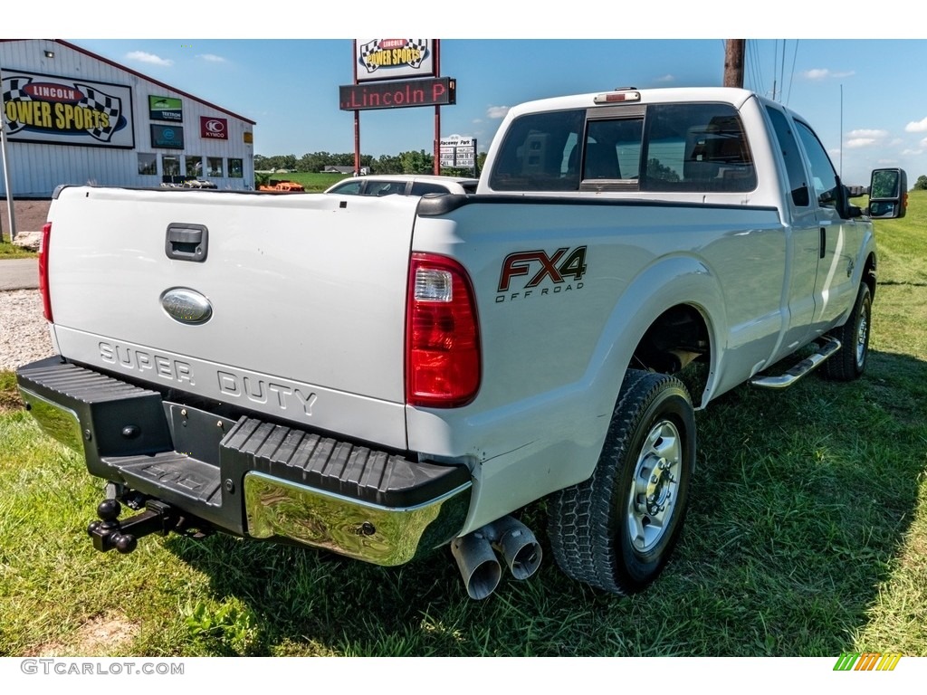 2012 F250 Super Duty XLT SuperCab 4x4 - Oxford White / Steel photo #4