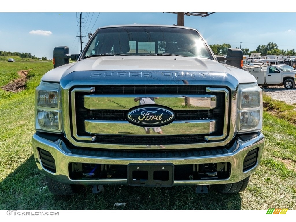 2012 F250 Super Duty XLT SuperCab 4x4 - Oxford White / Steel photo #9