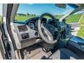 Stone White - Grand Caravan SE Photo No. 19