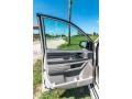 Stone White - Grand Caravan SE Photo No. 20