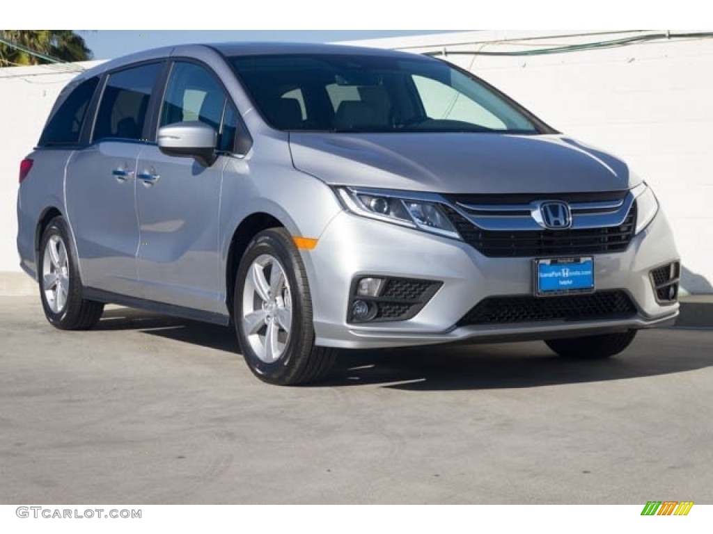 Lunar Silver Metallic Honda Odyssey