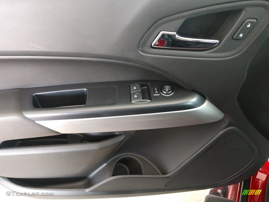 2021 Chevrolet Colorado WT Extended Cab Door Panel Photos