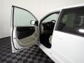 Bright White - Grand Caravan SE Photo No. 28