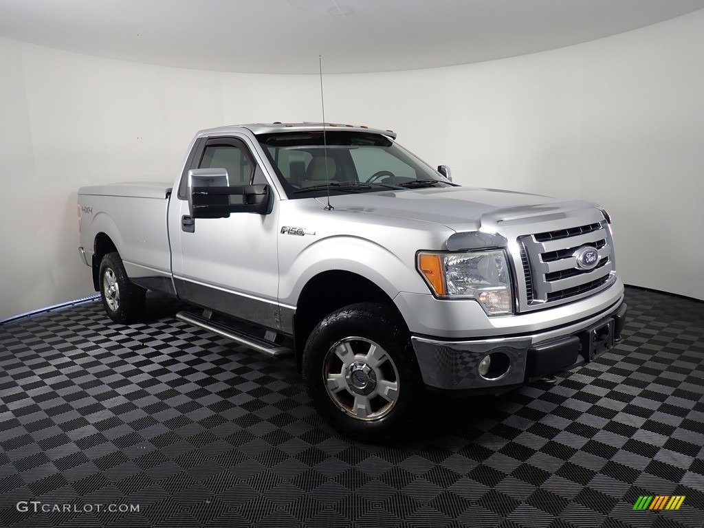 Ingot Silver Metallic 2010 Ford F150 XLT Regular Cab 4x4 Exterior Photo #139322615