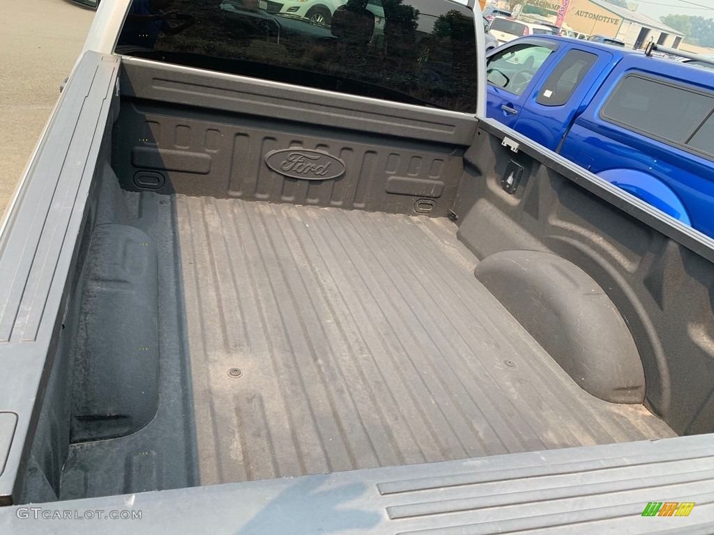 2017 F150 XLT SuperCrew - Ingot Silver / Earth Gray photo #13