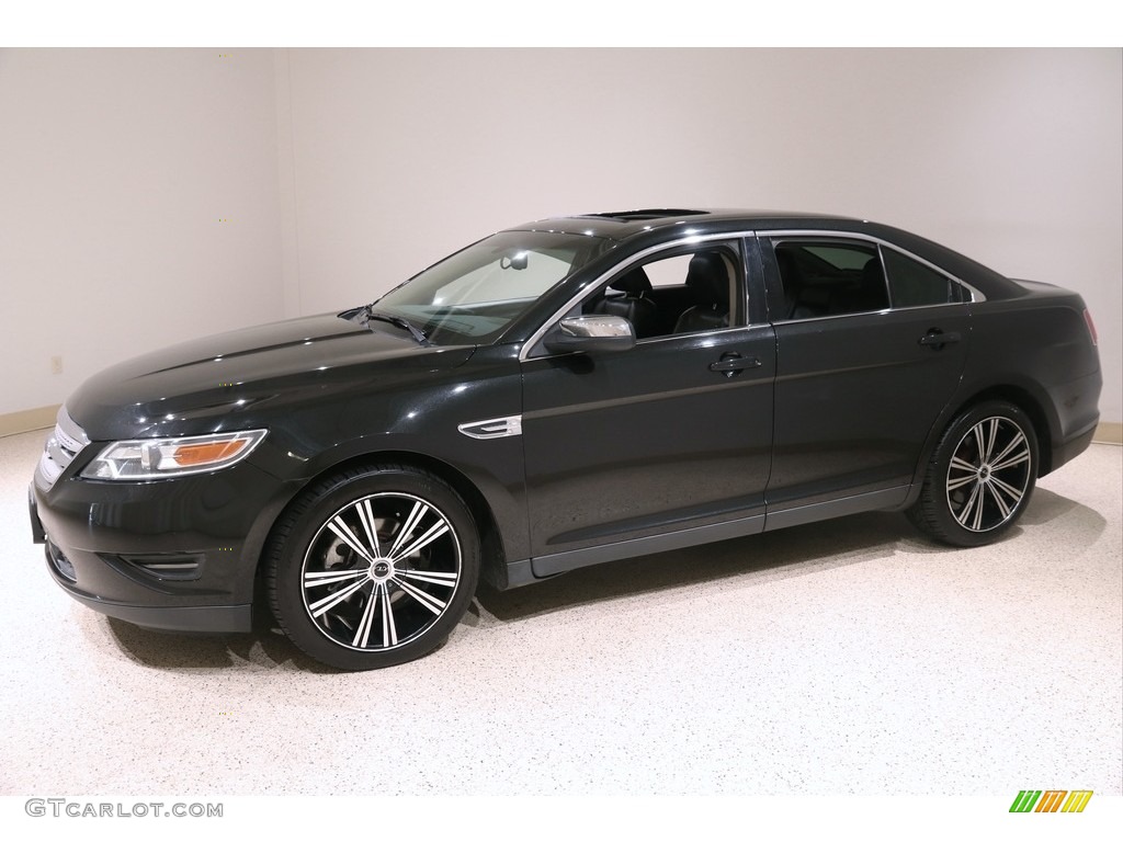 2010 Taurus Limited AWD - Tuxedo Black Metallic / Charcoal Black photo #3