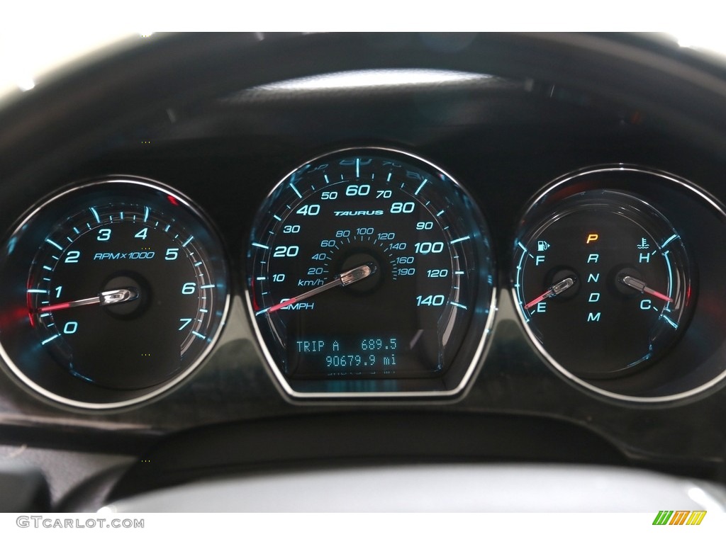 2010 Taurus Limited AWD - Tuxedo Black Metallic / Charcoal Black photo #8