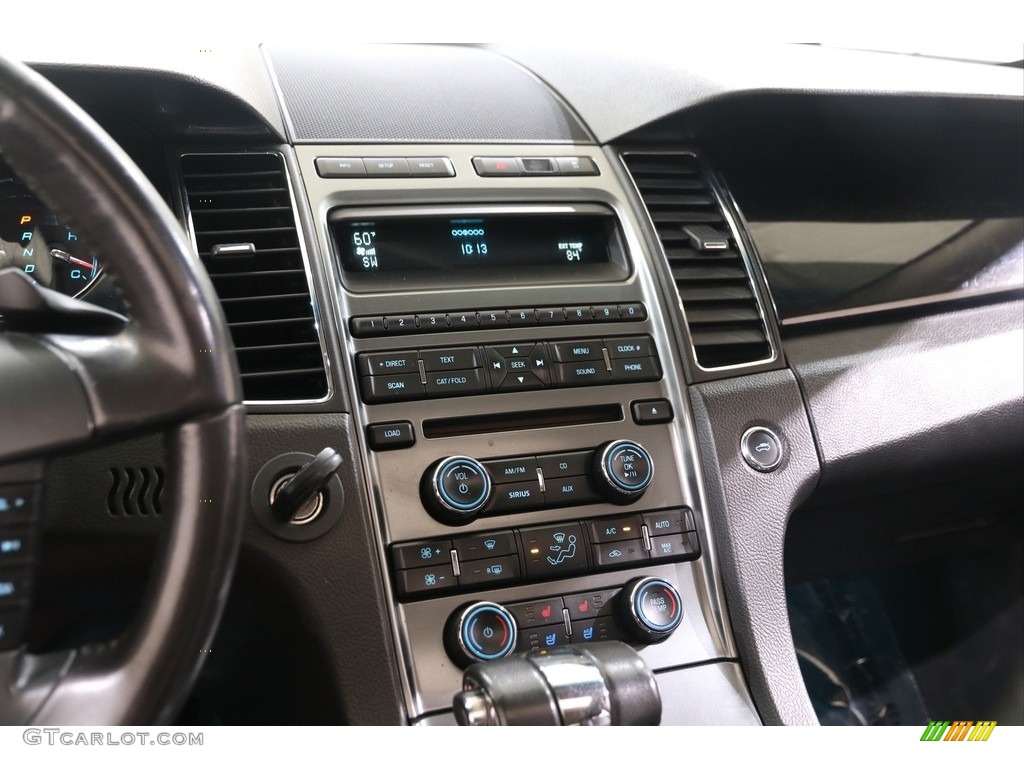 2010 Taurus Limited AWD - Tuxedo Black Metallic / Charcoal Black photo #9