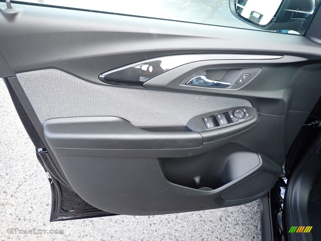 2021 Chevrolet Trailblazer LS Door Panel Photos