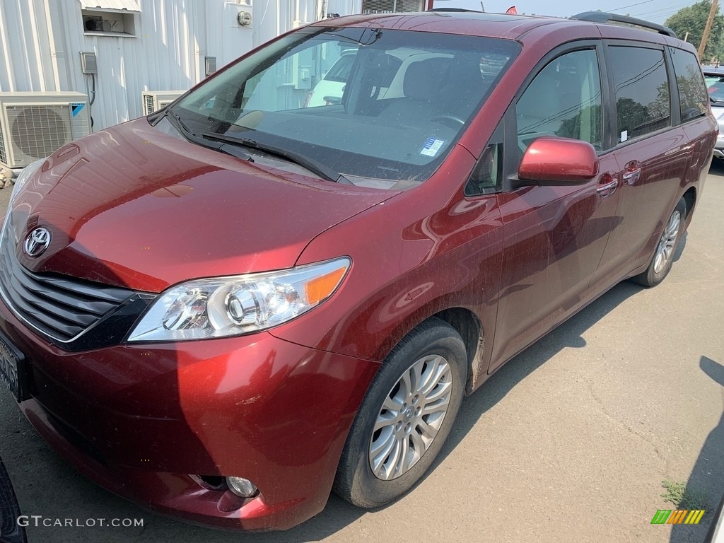 2017 Sienna XLE - Salsa Red Pearl / Ash photo #1