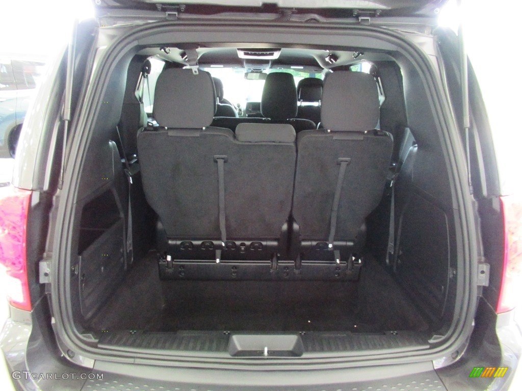 2019 Grand Caravan SE Plus - Granite Pearl / Black photo #21