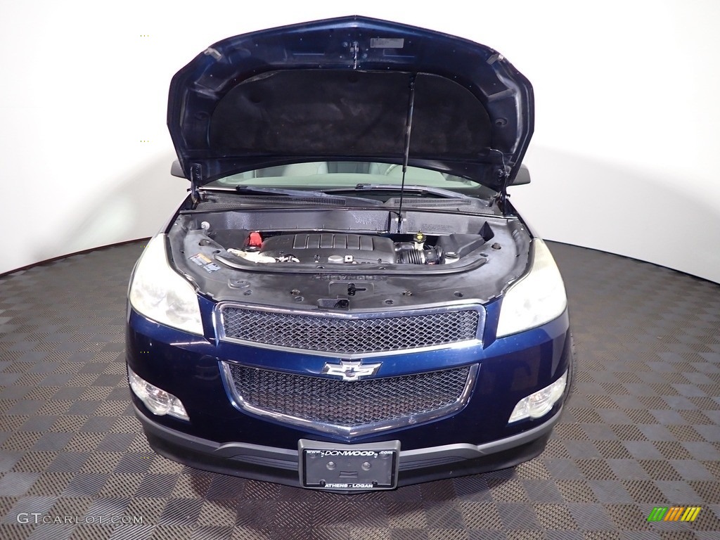 2011 Traverse LS - Dark Blue Metallic / Ebony/Ebony photo #5