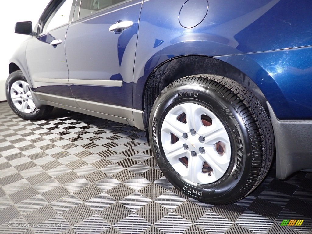 2011 Traverse LS - Dark Blue Metallic / Ebony/Ebony photo #10