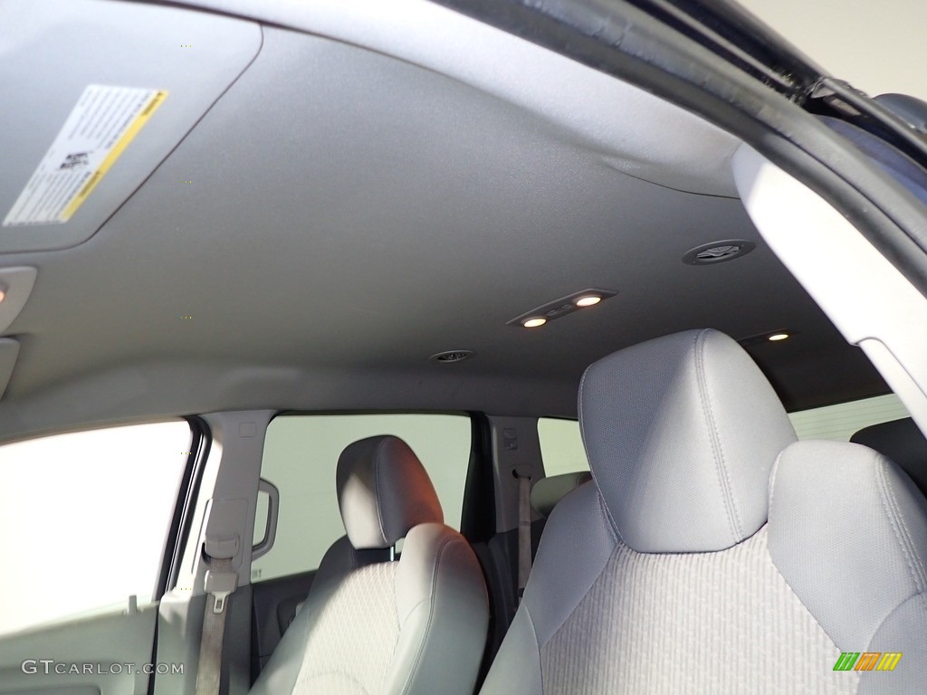 2011 Traverse LS - Dark Blue Metallic / Ebony/Ebony photo #32