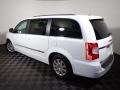 2016 Bright White Chrysler Town & Country Touring  photo #9