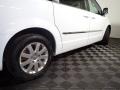 2016 Bright White Chrysler Town & Country Touring  photo #17