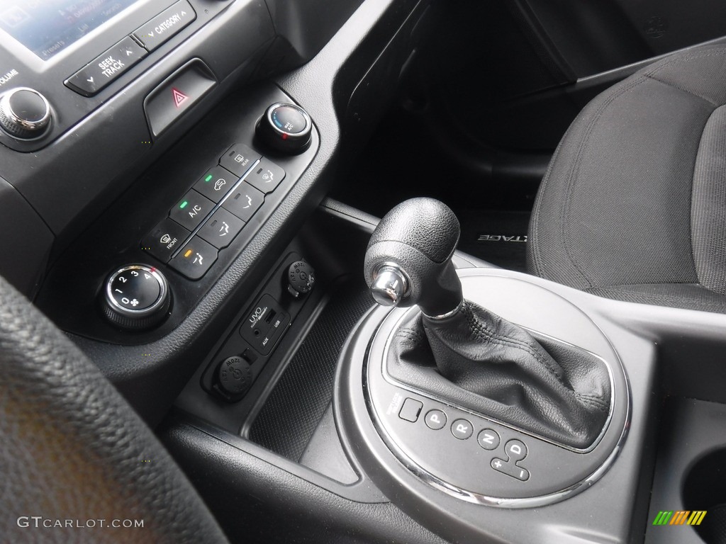 2013 Sportage LX AWD - Sand Track / Black photo #16