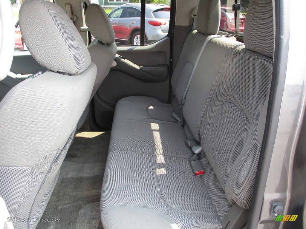 2017 Nissan Frontier SV Crew Cab 4x4 Rear Seat Photo #139343604