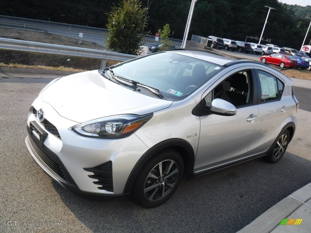 2018 Prius c Three - Classic Silver Metallic / Light Blue Gray photo #5