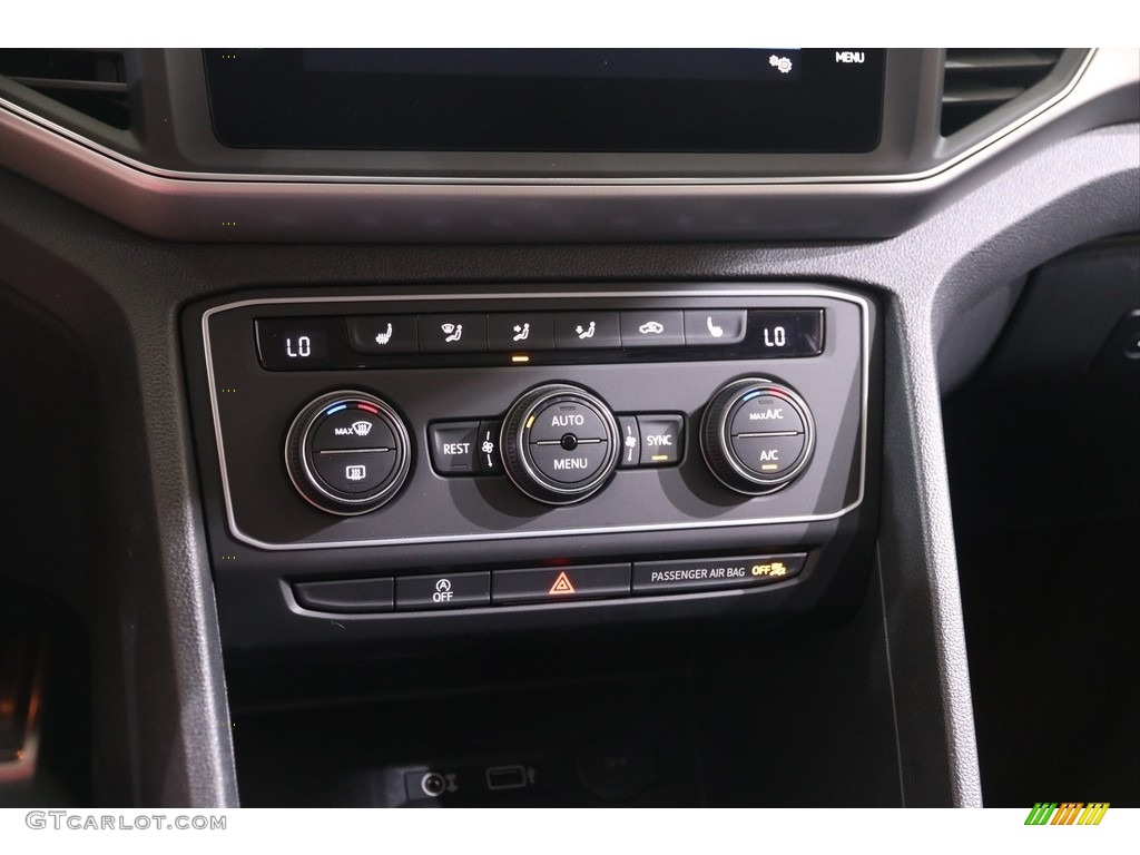 2018 Volkswagen Atlas SE 4Motion Controls Photo #139349568