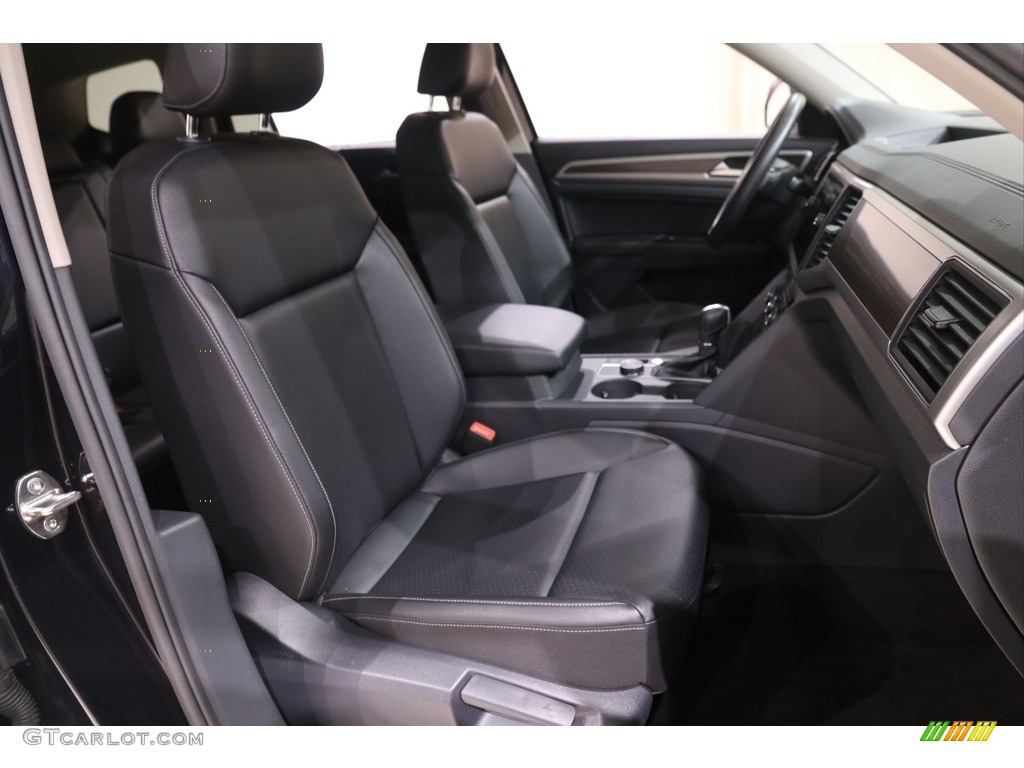 2018 Volkswagen Atlas SE 4Motion Front Seat Photo #139349606
