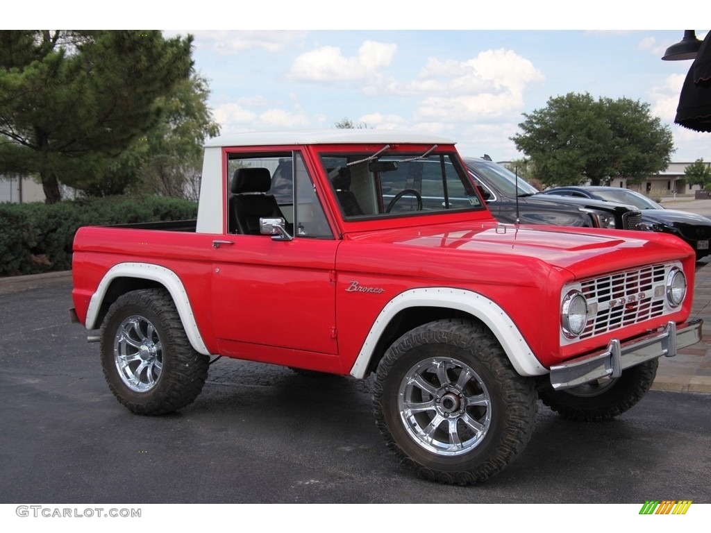 Red 1968 Ford Bronco Sport Wagon Exterior Photo #139350174