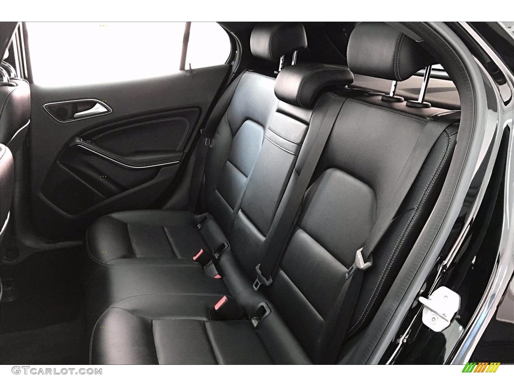 2016 Mercedes-Benz GLA 250 4Matic Rear Seat Photo #139353983