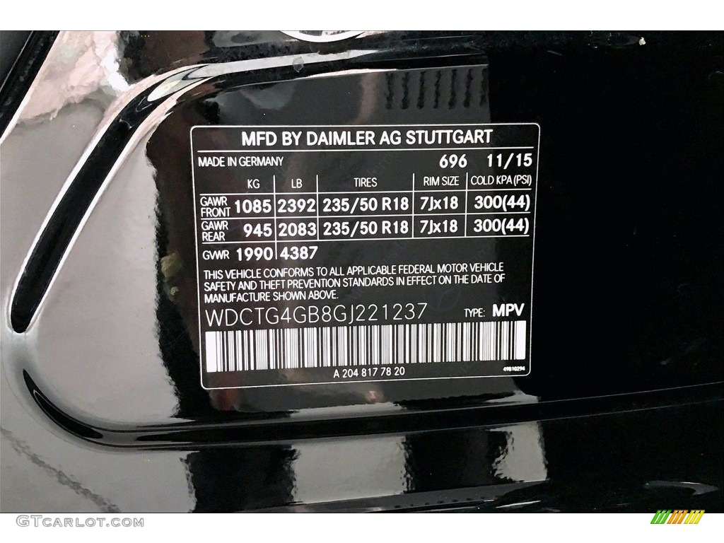 2016 Mercedes-Benz GLA 250 4Matic Color Code Photos