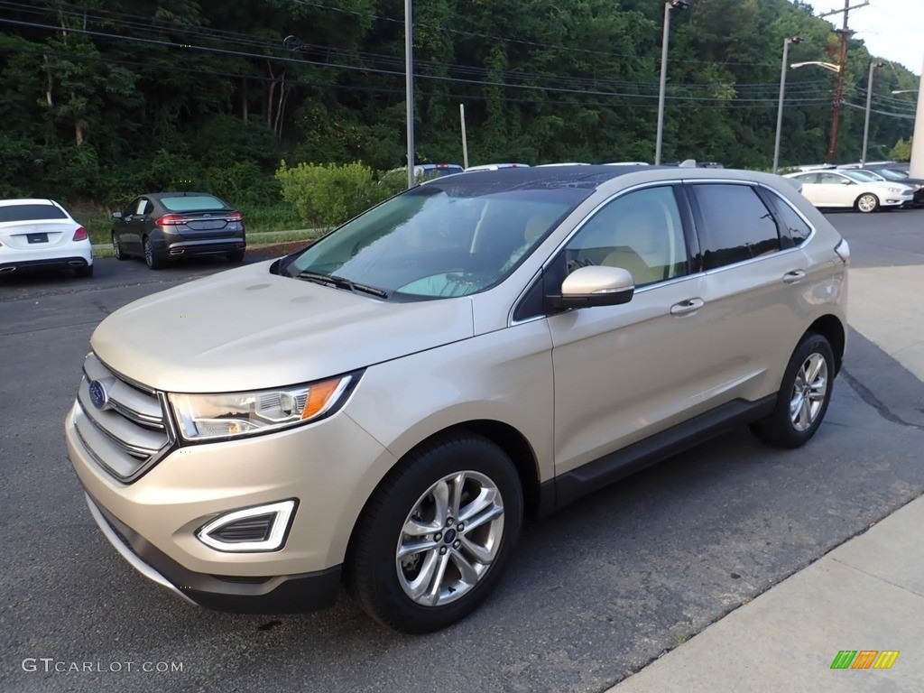 2017 Edge Titanium AWD - White Gold Metallic / Ceramic photo #7