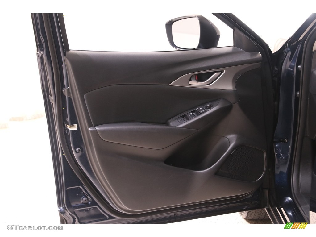 2018 Mazda CX-3 Sport Door Panel Photos