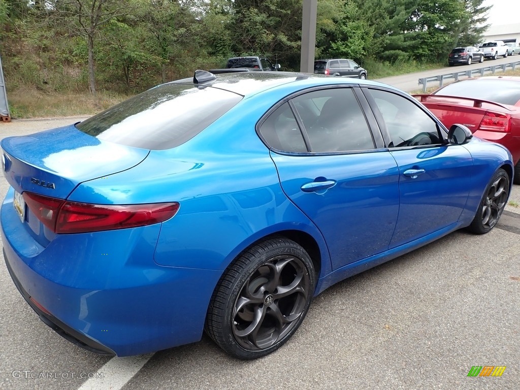 2019 Giulia AWD - Misano Blue Metallic / Black photo #3