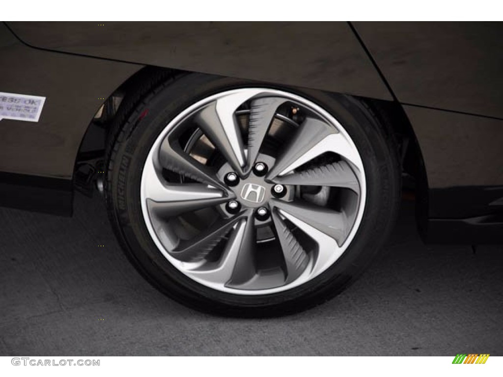 2018 Honda Clarity Touring Plug In Hybrid Wheel Photo #139358479